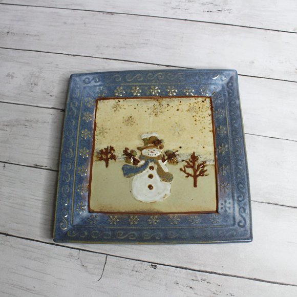 St. Nicholas Square Snowman Christmas Platter Plate 9.25" Blue - Picture 2 of 6